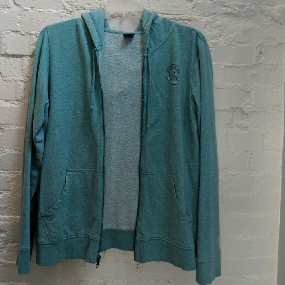 Full zip lightweight hoodie.